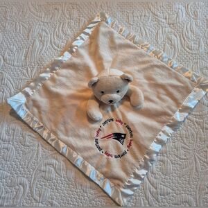 New England Patriots baby security blanket bear, embroidered satiny edge VGUC
